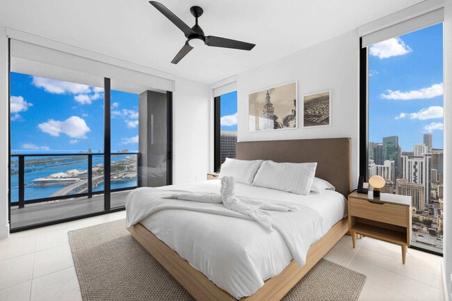 Photo - 159 NE 6th St Unidad FL46-ID1032201P