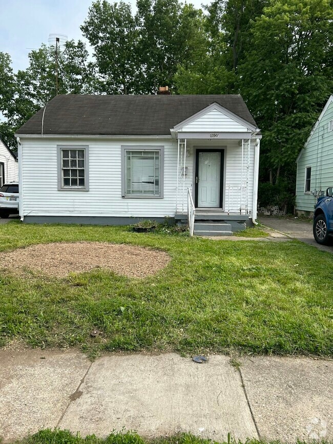 Building Photo - 4608 St James Ave Rental