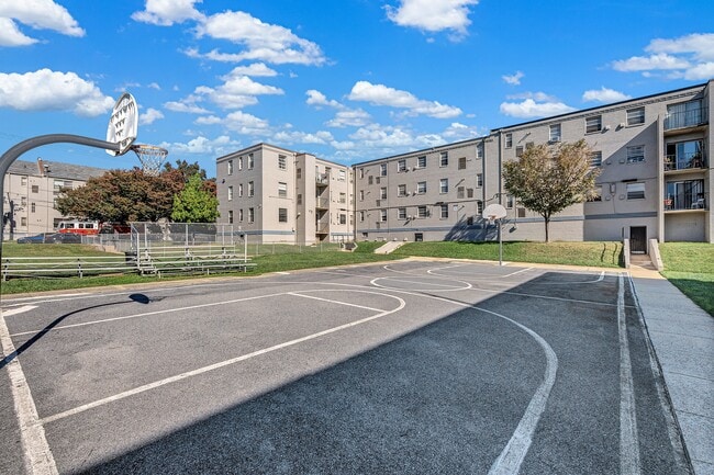 Brookland Manor