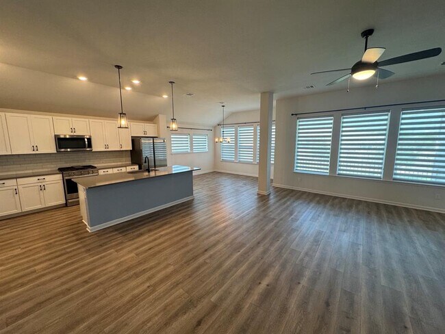 Photo - 1136 Olympic Ln