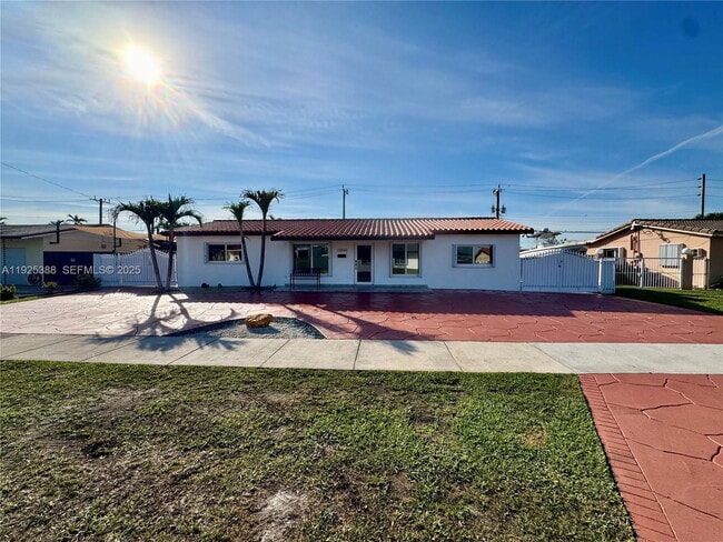 Photo - 12813 SW 20th St