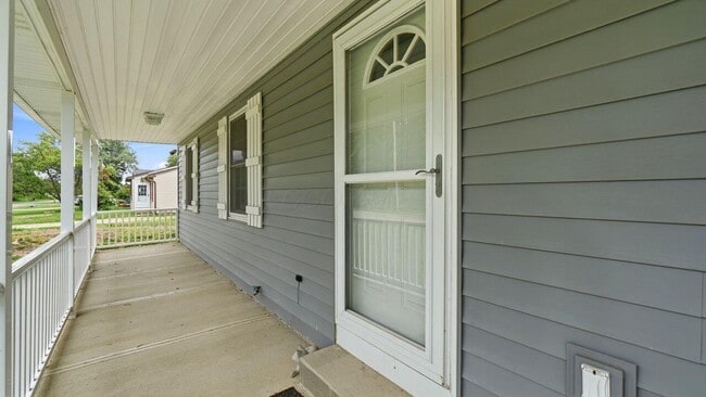Photo - 4432 White Rd