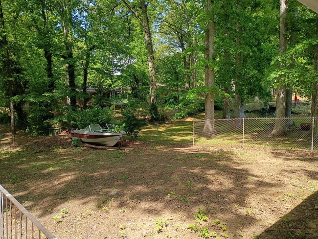 Photo - 2480 Woodland Dr NW