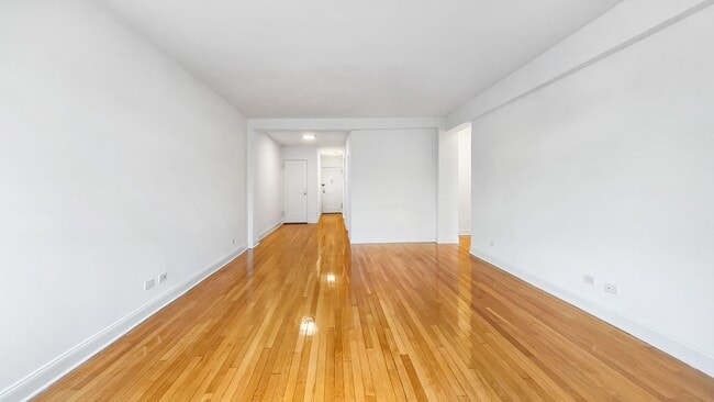 Photo - The Leslie — A Private Garden Enclave for the Modern New Yorker Unit 55W