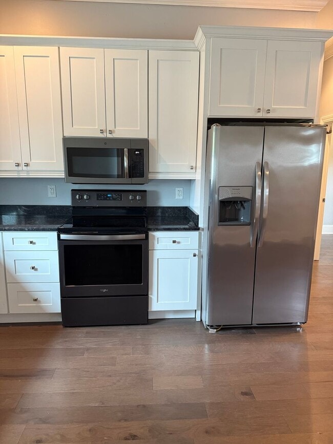 Photo - Beautiful 3 Bedroom