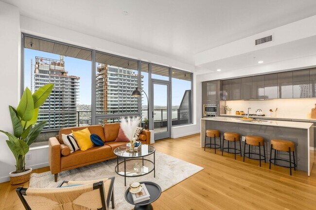 Photo - Great Nexus Condo For Rent Unit 3601