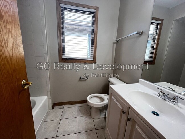 13419 S Brandon Ave Unit 3