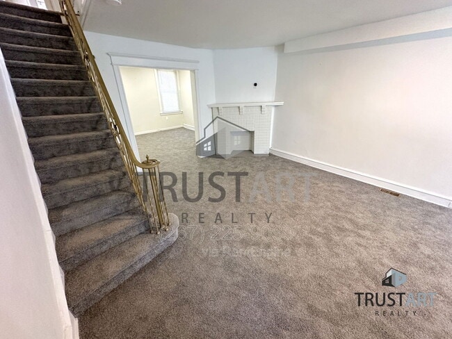 Photo - 805 Lindley Ave