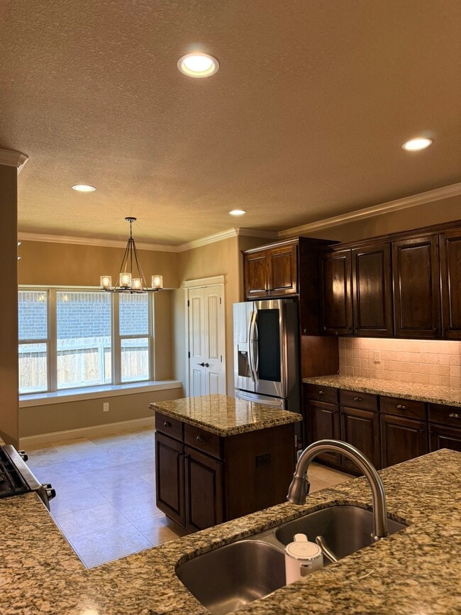 4306 Rock Bend Dr