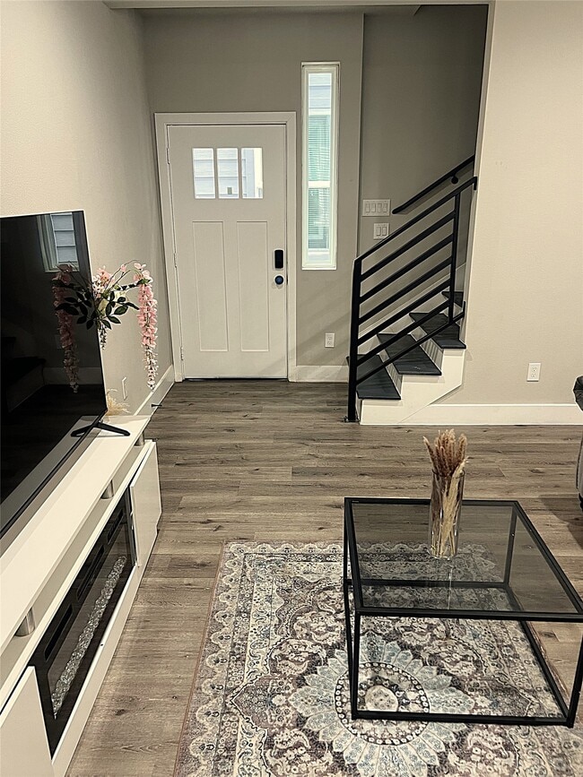 Photo - 19106 Sears Dr Unit B