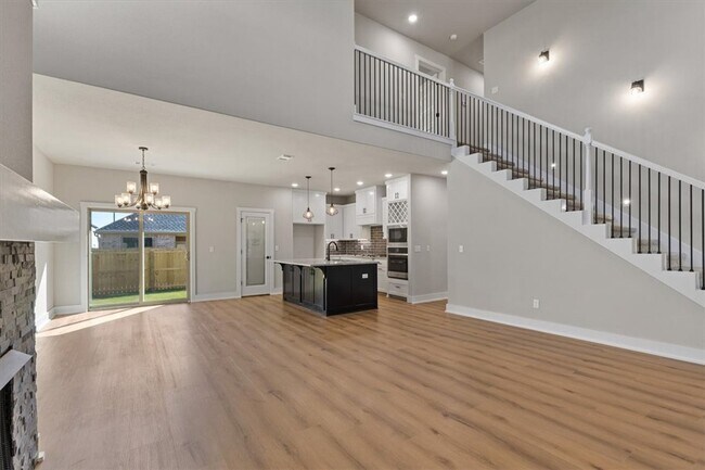 Photo - 7005 SW High Meadow Blvd