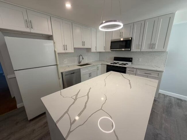 Photo - 102 Central St Unit 1