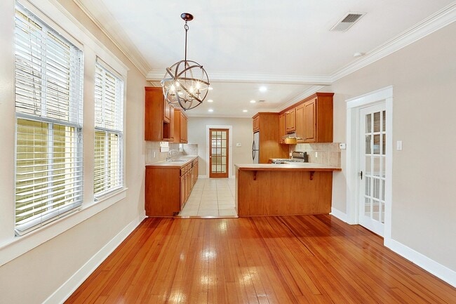 Photo - Great Garden District Cottage