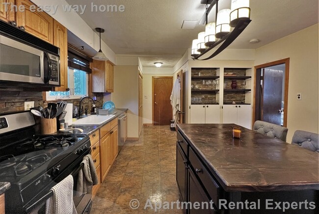 Photo - 10 Winchester Ct Unidad #1