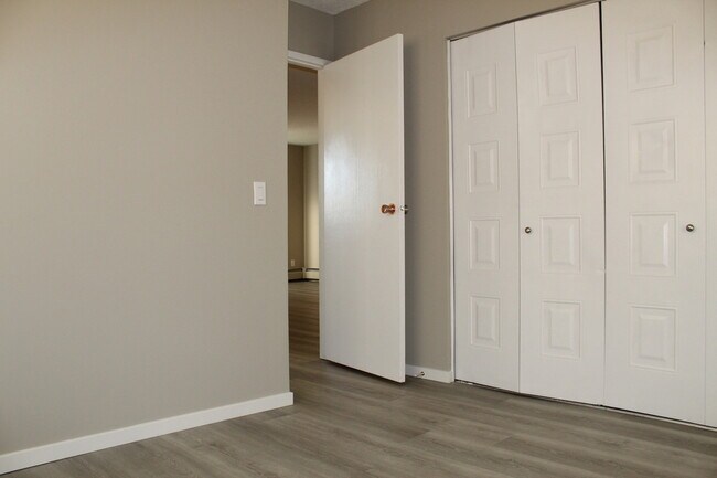 Photo - Pilling Place