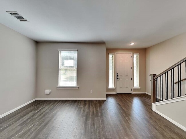 Photo - 179 Holly St