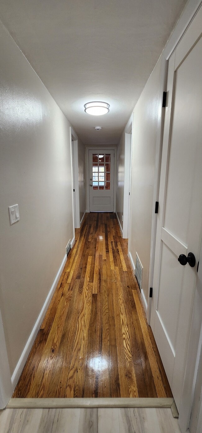 Photo - 32 N Main St