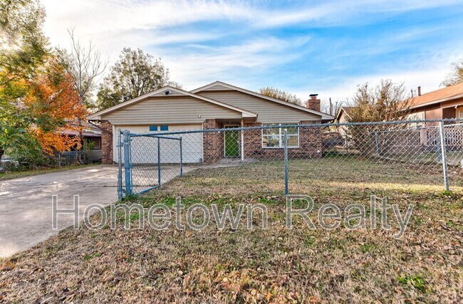 Photo - 605 W Clarke St