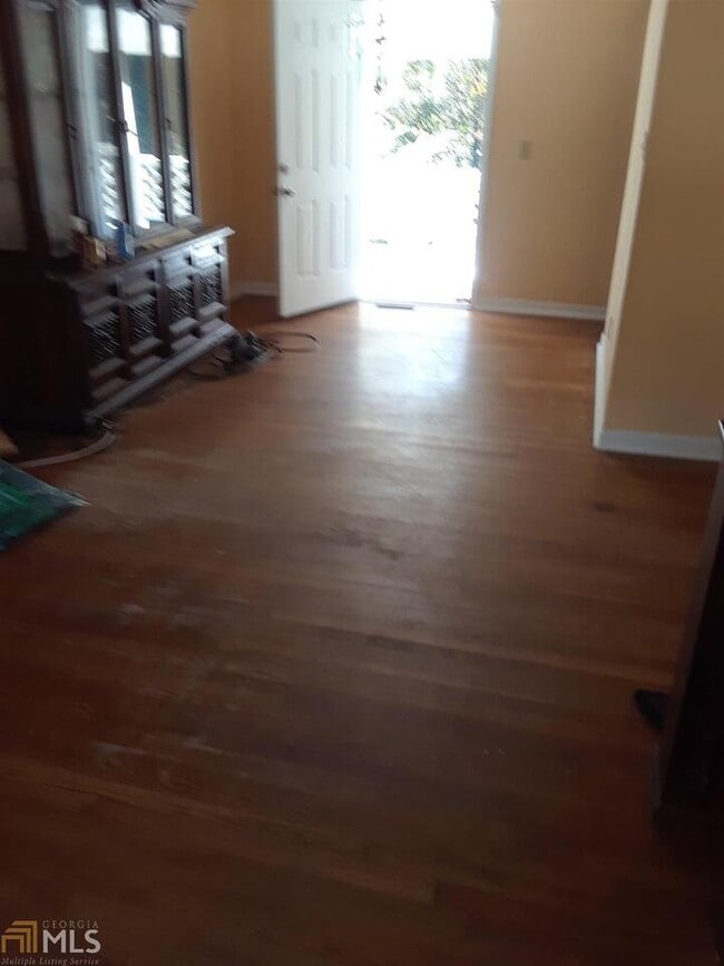 Photo - 10527 Thrasher Rd