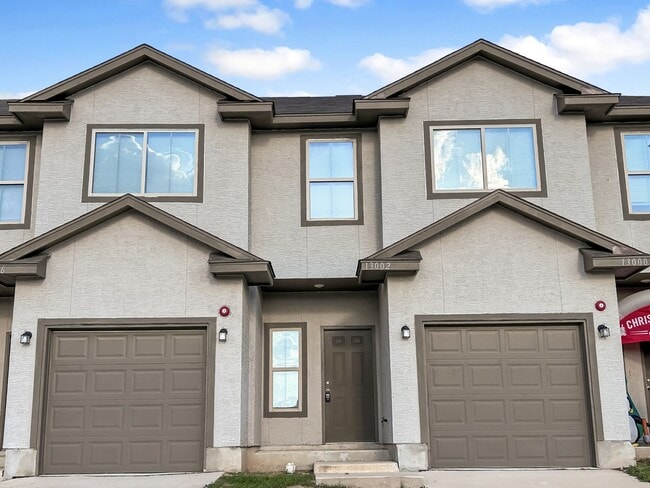 Photo - Charming Townhome Near I-35 & Randolph AFB