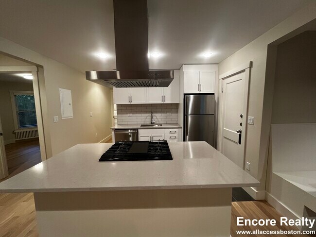 Photo - 6 Story St Unit #13-7