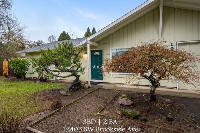 Building Photo - Bright 3 Bedroom Home with Fenced Backyard in Tigard