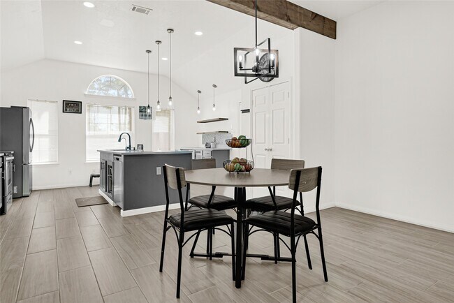 Photo - 18875 Ferney Ln