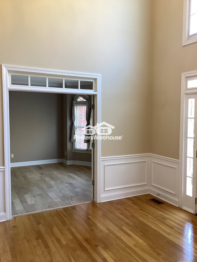 Photo - 10515 Sugar Crest Ave