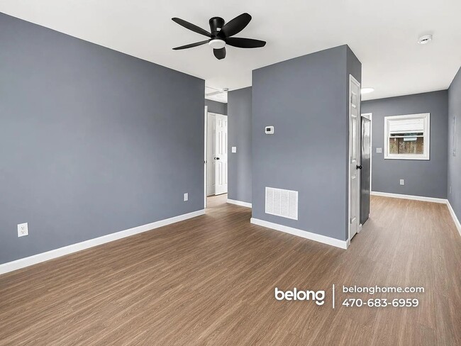 3213 Lee St Unit 2