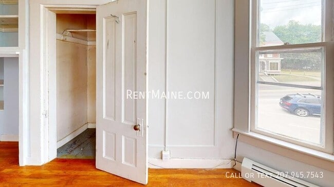 Photo - 200 Center St Unit 3