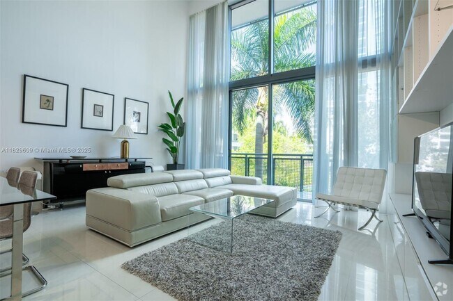 Building Photo - 6000 Collins Ave Unit 320 Rental