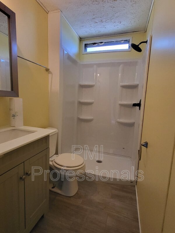 Photo - 925 Cranor Rd