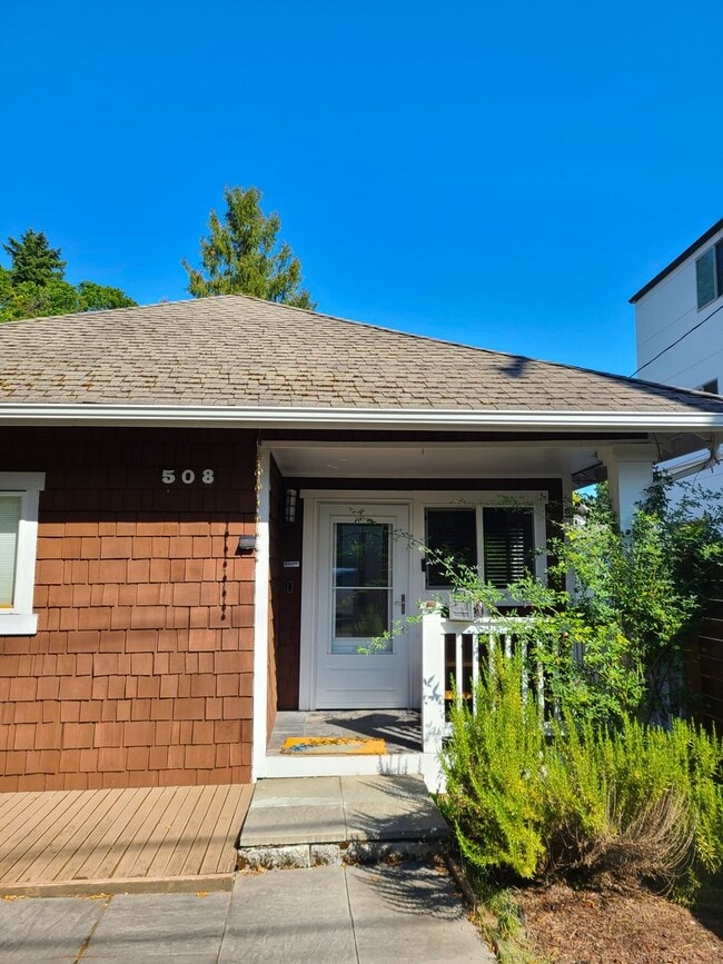 Charming Madison Valley Home! - Charming Madison Valley Home!