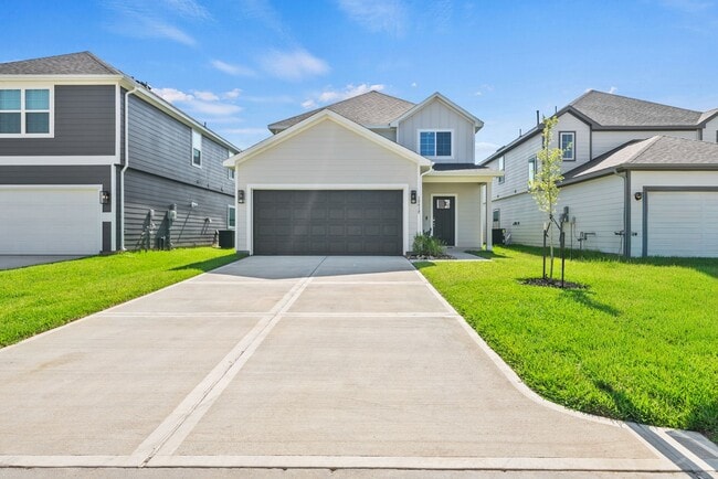 Building Photo - 13412 Yellow Perch Dr