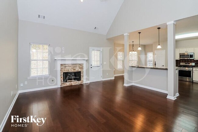 Photo - 1805 Lightwood Ln NW