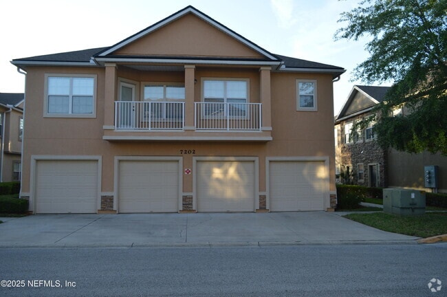 Building Photo - 7202 Deerfoot Cir Unit 2 Rental