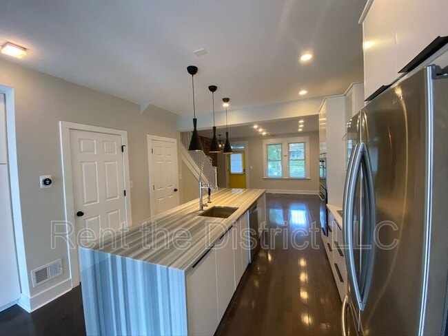 Photo - 1515 Neal St NE