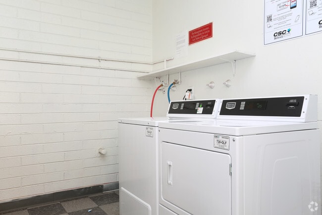 Photo - Aura at Midtown