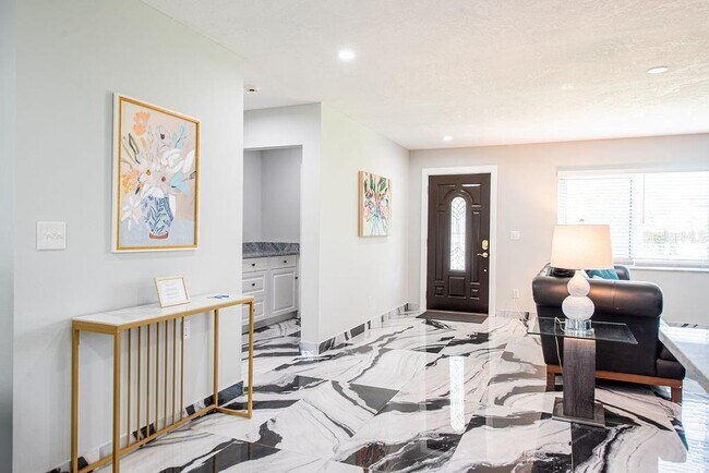 Photo - 6819 11th Ave NW