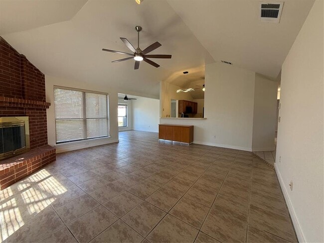 Photo - 2009 Dena Dr