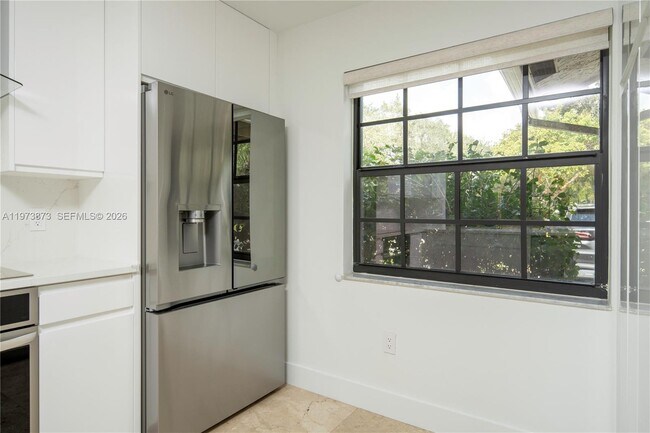 Photo - 576 Westree Ln