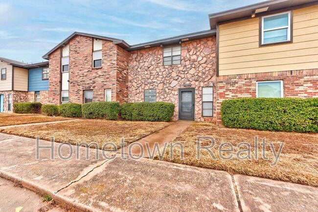 Building Photo - 8075 NW 23rd St