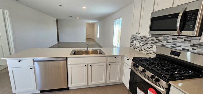 Photo - 722 Falling Cave Dr