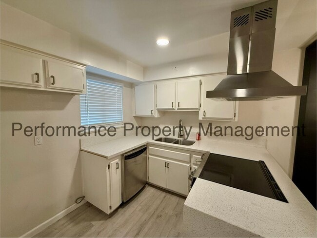 Photo - Cute 1 Bed/1 Bath Condo in SW Bakersfield w/ RBP & $0 Deposit Option
