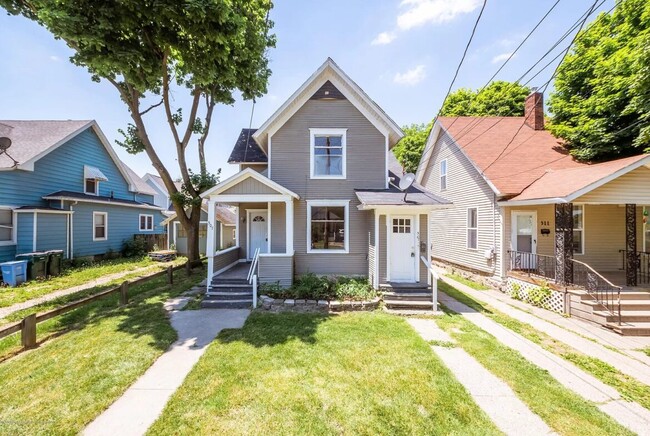 Photo - 507 N Sycamore St