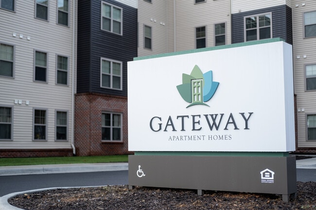 Gateway Residential Partners, LP - Gateway Residential Partners, LP Apartamentos