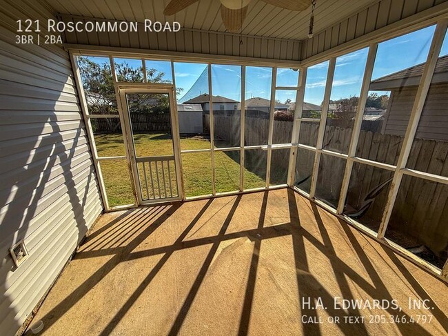 Photo - 121 Roscommon Rd