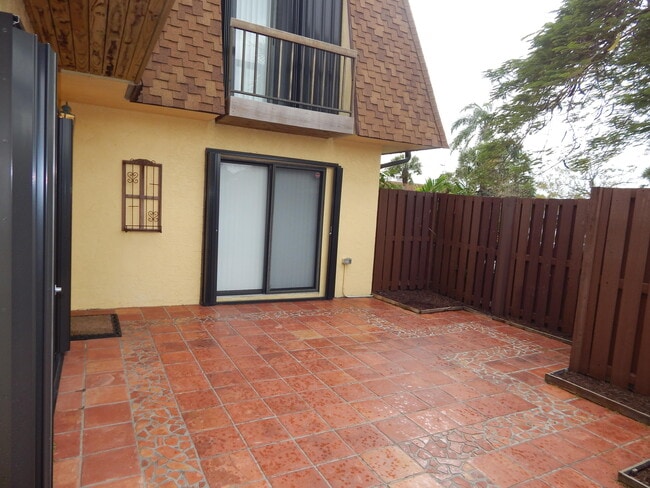 Photo - 110 N Delaware Blvd