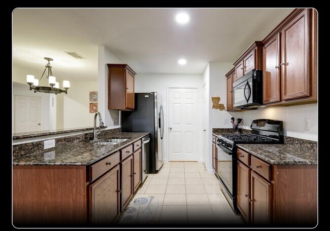 Photo - 9815 Opal Rock Dr