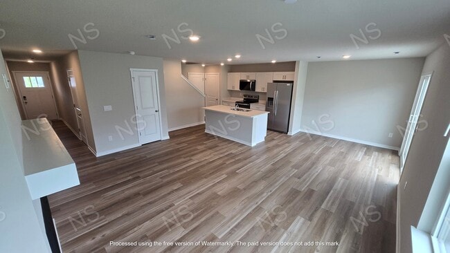 Photo - 523 Kinley Dr